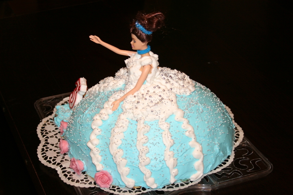priprema priprema barbika dječje torte Kremasti Kolači i Torte Slastice i Deserti Pečeno Jelo